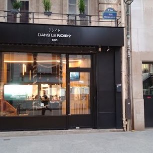 LE SPA DANS LE NOIR ?