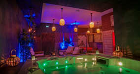 SUITE AND SPA - Photo 3