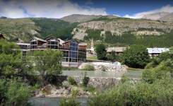 LES GRANDS BAINS DU MONÊTIER - Photo 1