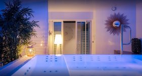 UN INSTANT AU SPA - Photo 1