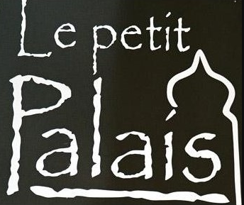 LE PETIT PALAIS DES GRATTES CIEL